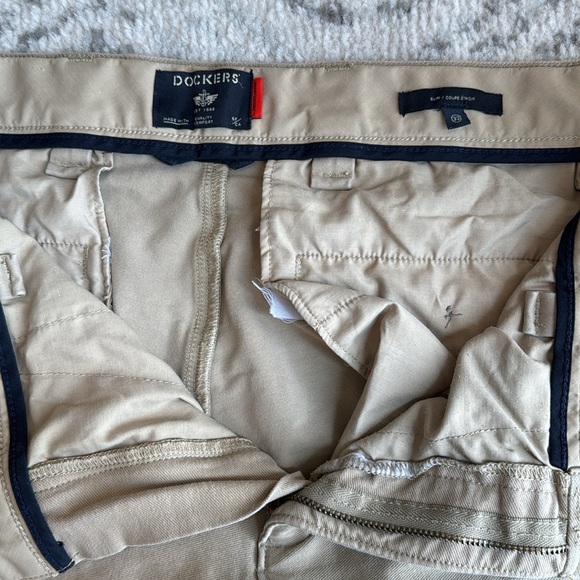 Dockers Comfort Knit Chinos - Picture 3 of 3